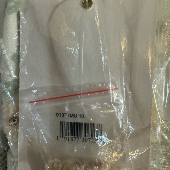 Mac Duggal Embellished Ruffle Mock Neck A-Line Gown NWT - Picture 8 of 8